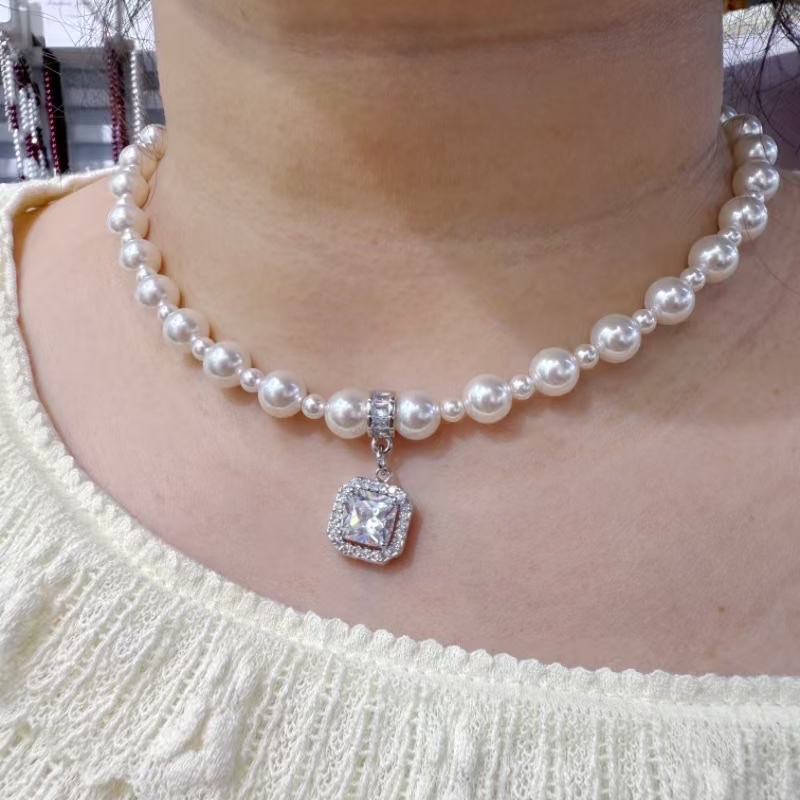 New Fang Fang Bubble Sugar Pearl necklace, silver-gray, light luxury and elegant pearl collarbone chain, high-precision and high-gloss pearl