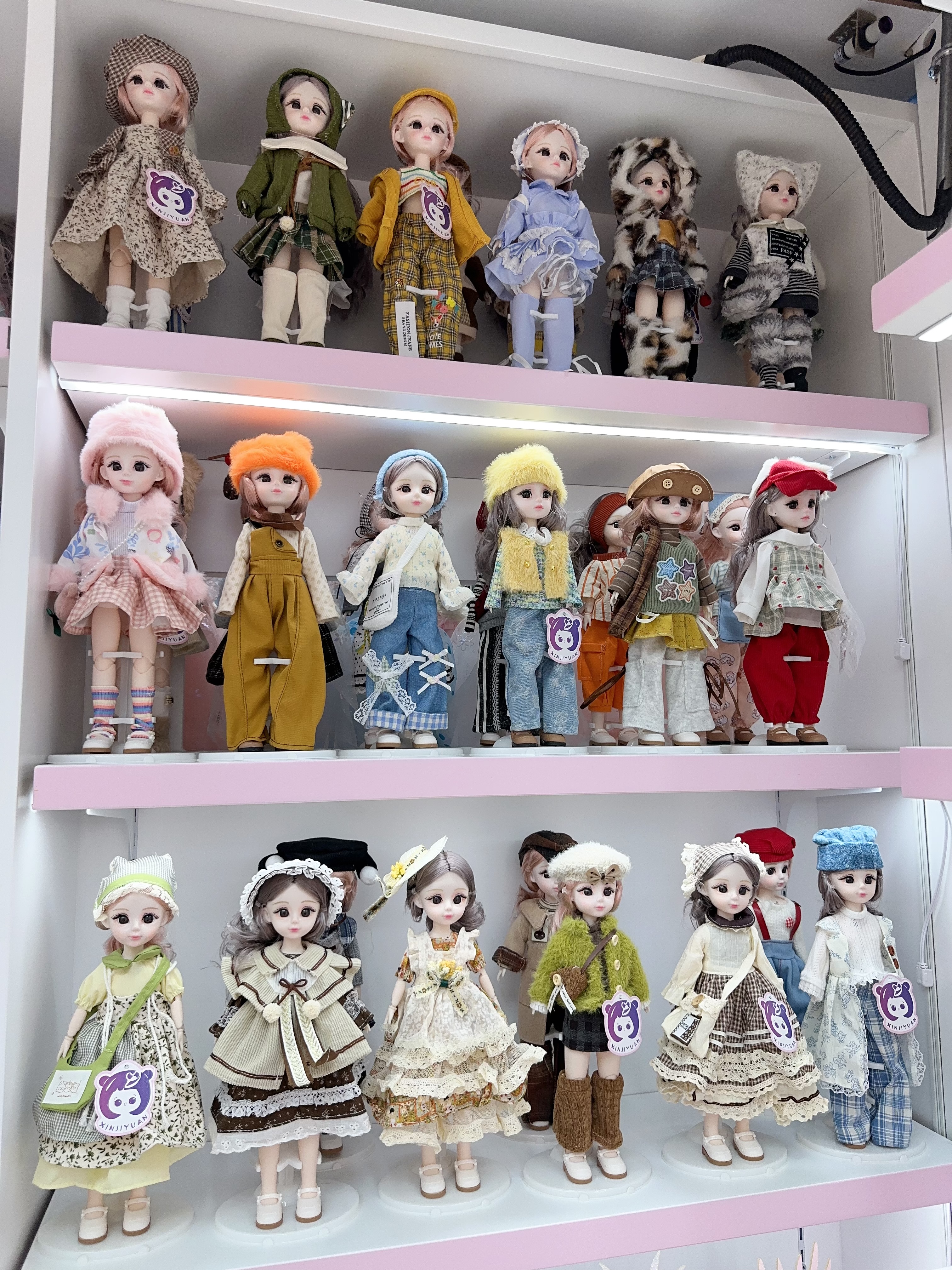 Fashion trend: 30-centimeter doll princess detail image 3