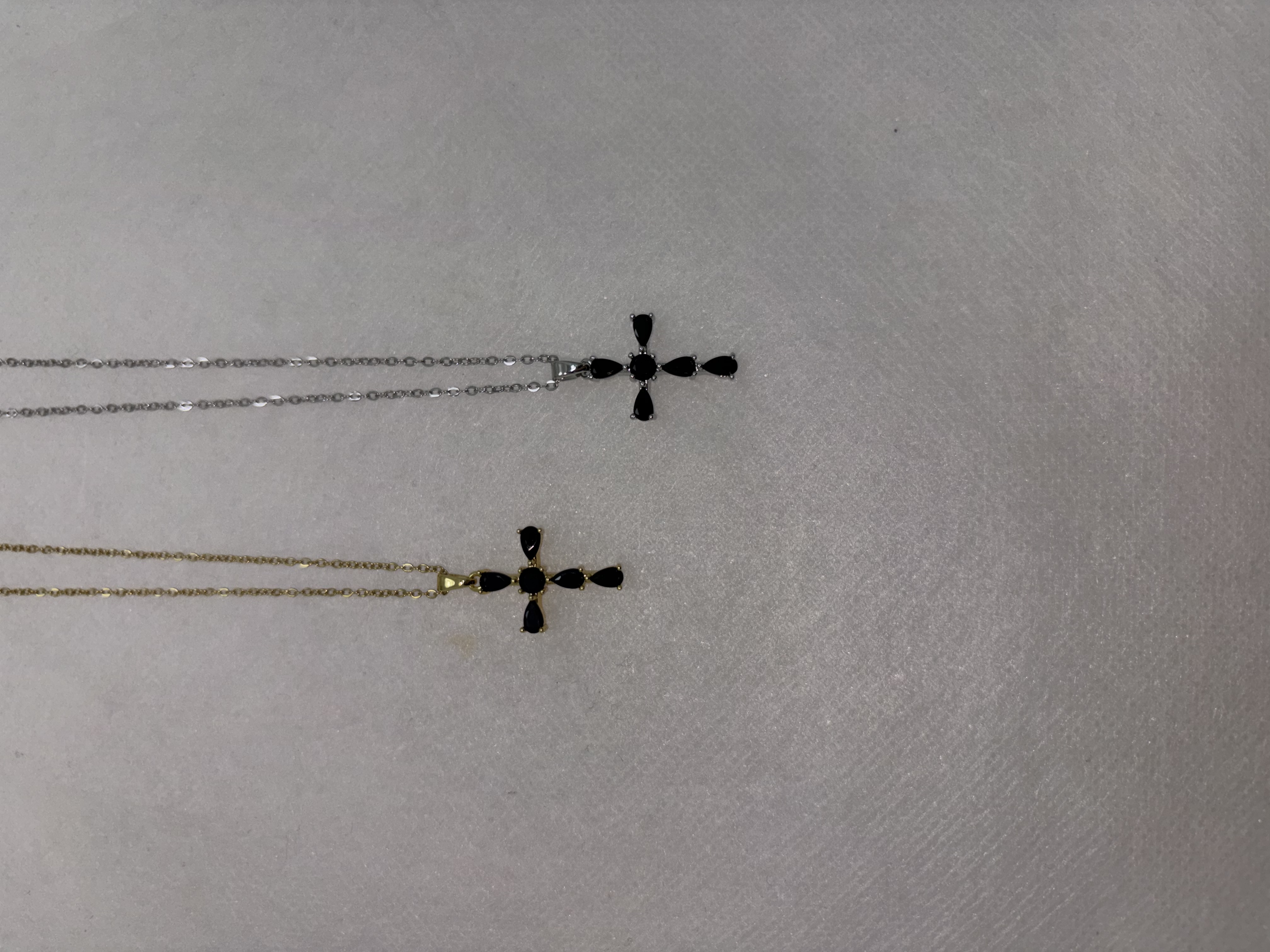 经典十字架钛钢项链轻奢网红小众设计感锁骨链潮流新款