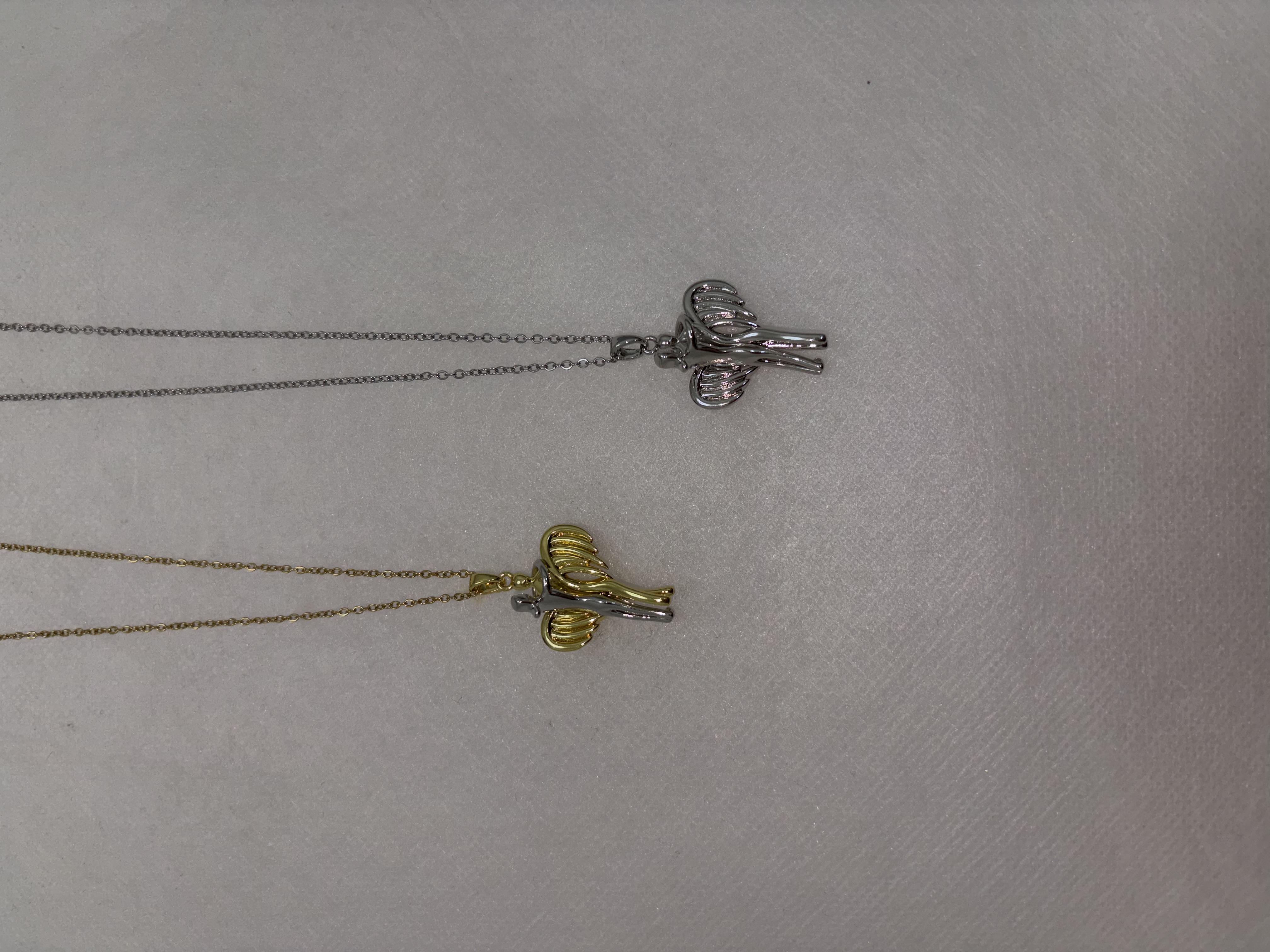 天使的拥抱项链高级感气质百搭吊坠锁骨链轻奢颈链