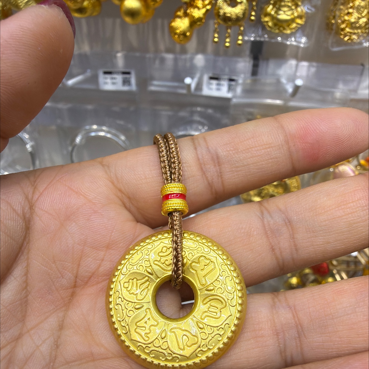 Sand gold pendant, six-character mantra, double-sided Eight Treasures compass pendant