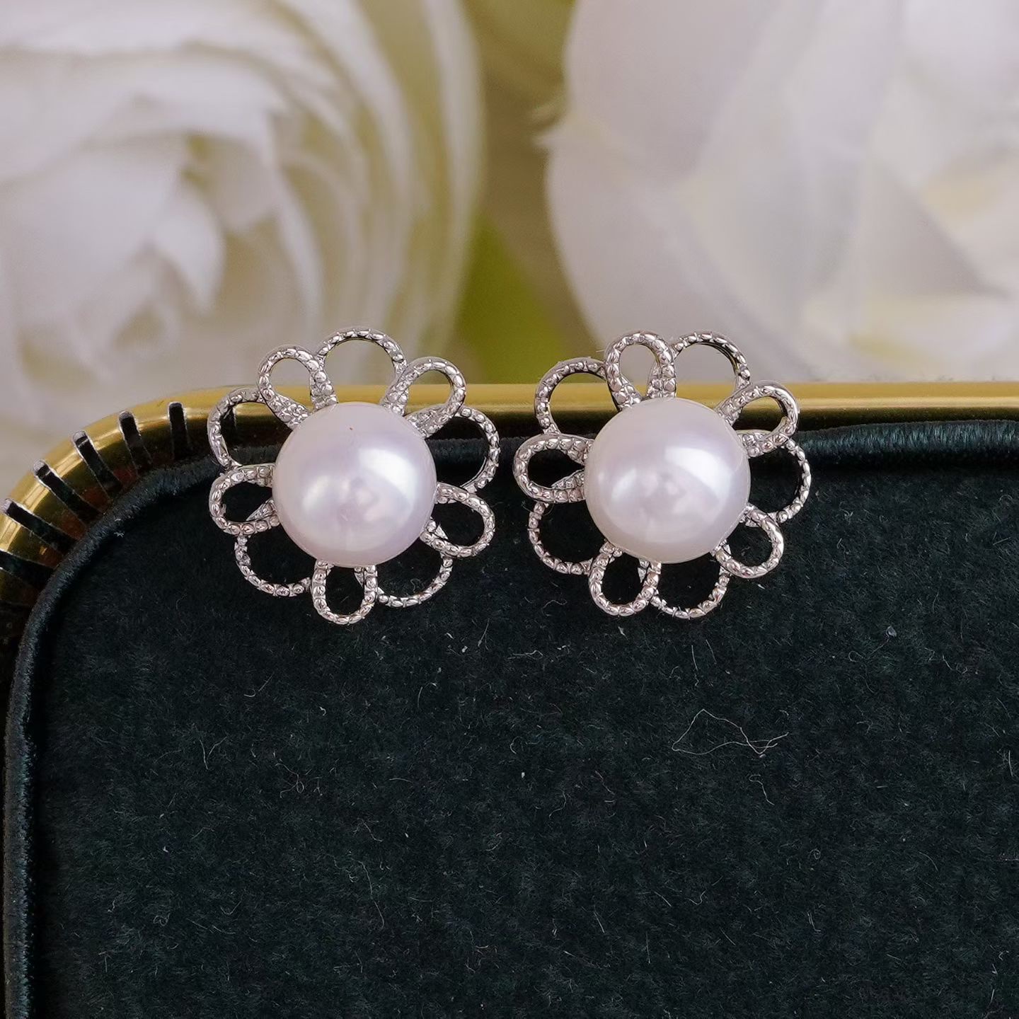 天然淡水珍珠，保色电镀，四爪耳钉饰品打耳洞耳夹女简约时尚百搭耳饰耳钉