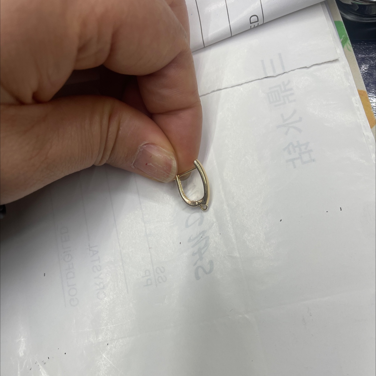 Copper cast ear buckles Specification image