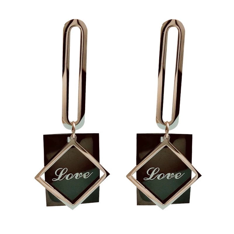 Exaggerated and slimming titanium steel earrings for European and American trendsetters, exuding a high-end feminine charm and a unique Korean style that is both elegant and versatile Specification image