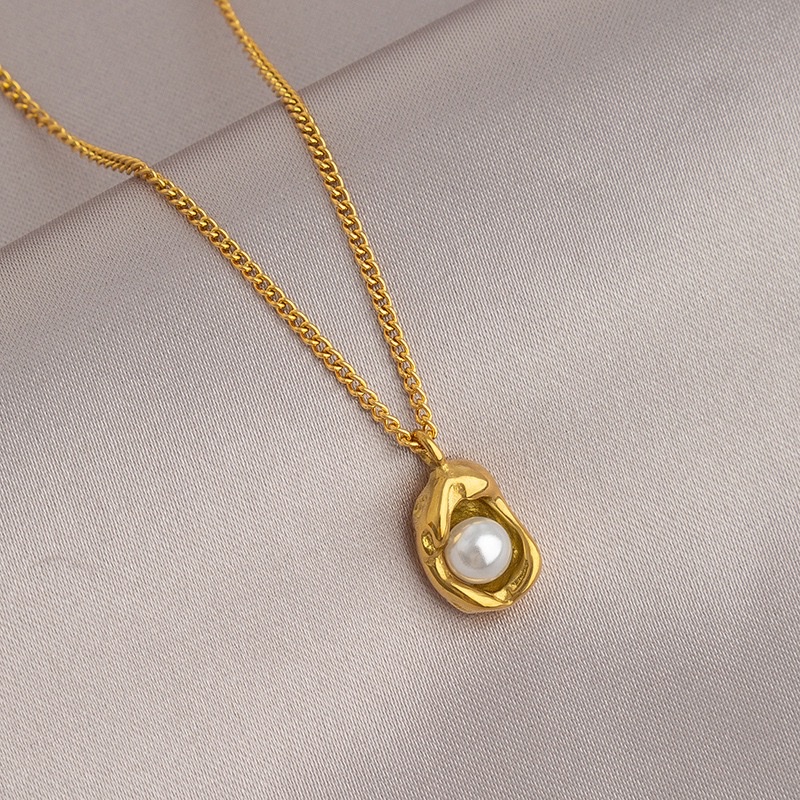 Golden alloy necklace for women, non-fading, light luxury, niche collarbone chain accessory, high-end, versatile, fashionable and elegant neckchain necklace Specification image