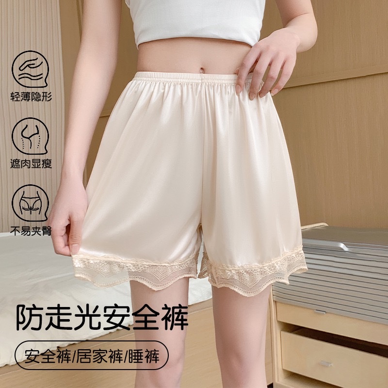 The new summer collection of women's wavy lace leggings for women can be worn over thin solid-color shorts as leggings Application Scenario