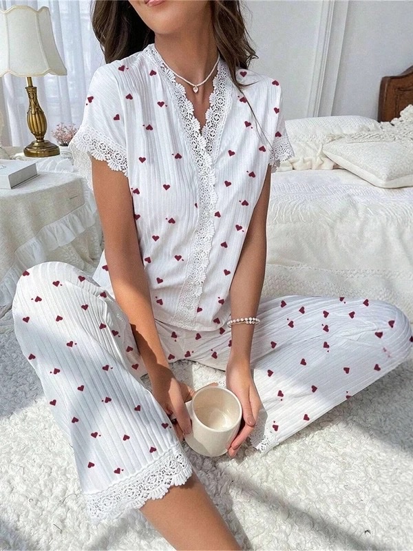 Amazon cross-border bestsellers: Home wear with butterfly print, water-soluble embroidered edges, short-sleeved shirts, long pants, pajamas for women, European and American style detail image 3