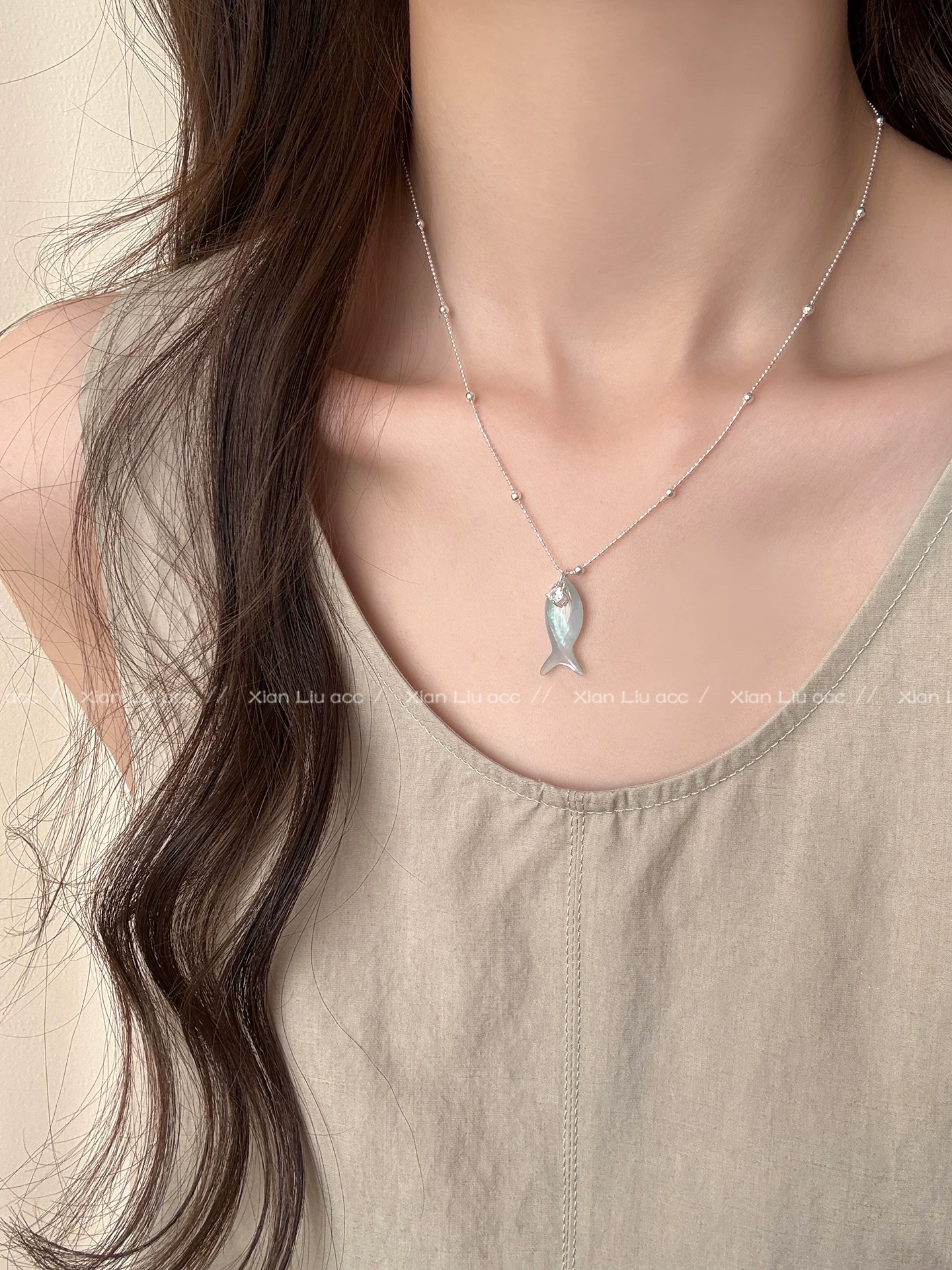 Aquamarine Little Fish Pendant Necklace for women 2026, new style starfish beaded necklace, light luxury and high-end collarbone chain accessory, natural stone pearl silver jewelry necklace, pure elegance, fashion, versatile, simple design necklace details Picture
