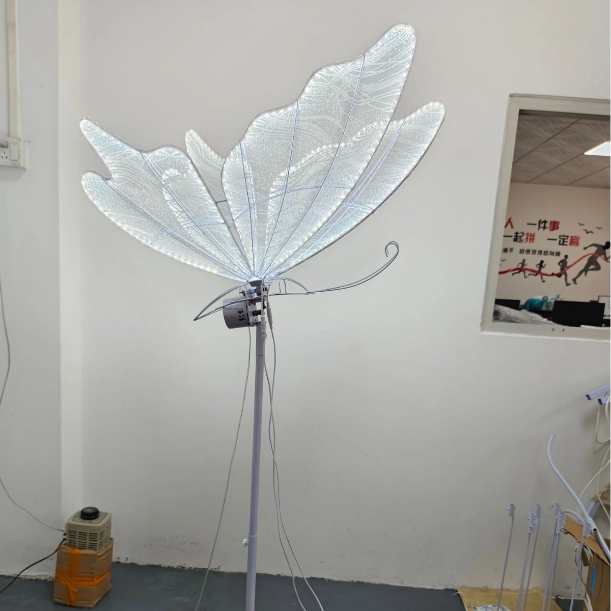 Stage lighting butterflies, leading lights, wedding props, scene decoration, hanging ornaments, decorative chandeliers, wedding hall stage ornaments detail image 13