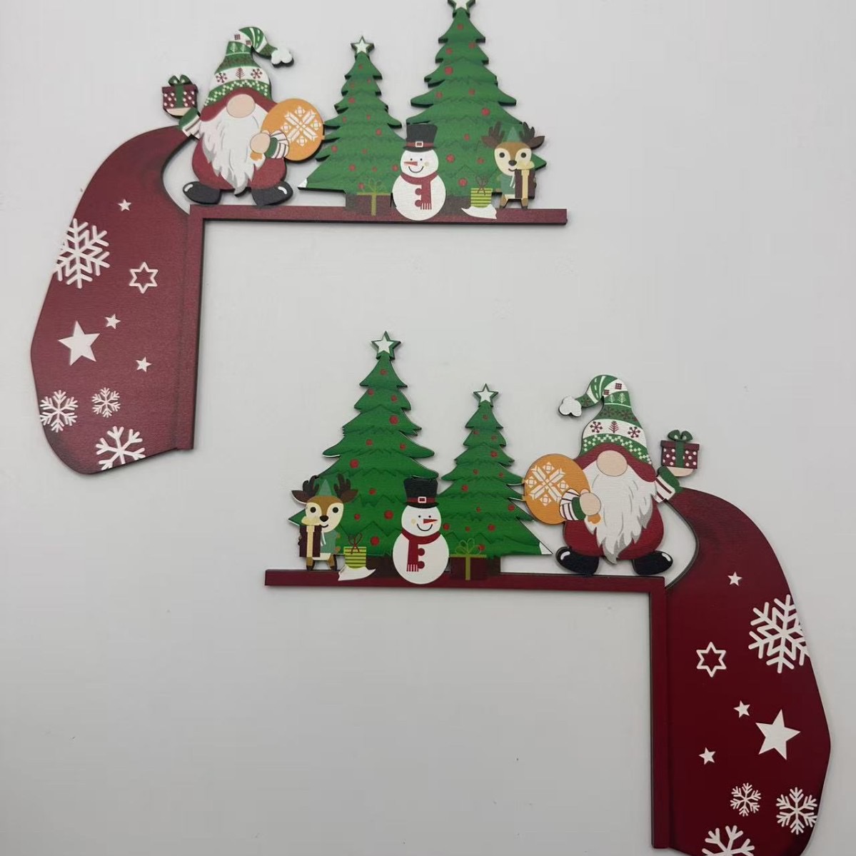 Cross-border creative Christmas wooden door frame corner decoration, festive atmosphere at the door corner arrangement, snowman hat Santa Claus Specification image