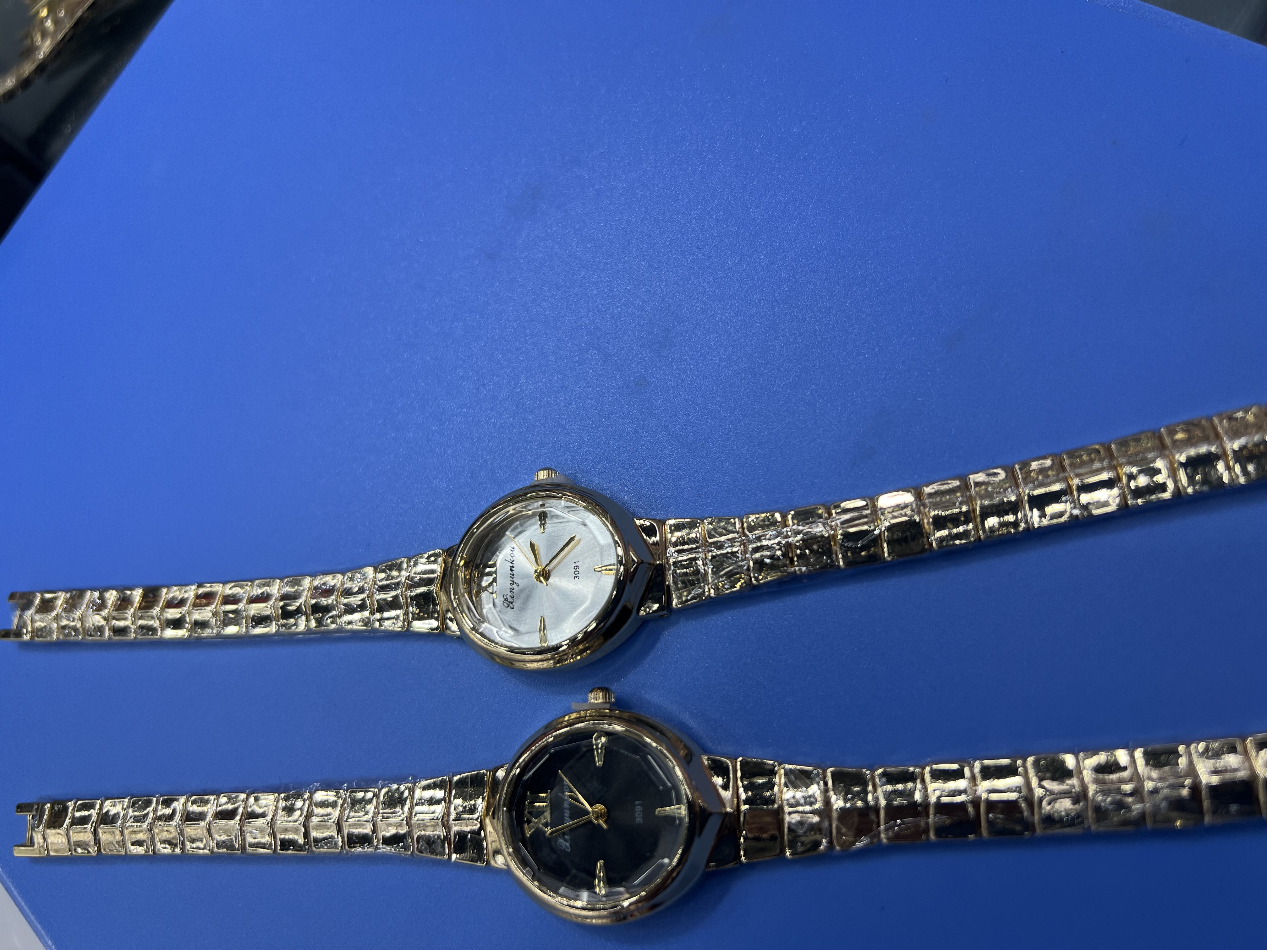 高级感新款女士手表简约设计时尚休闲石英表罗马字面详情图2