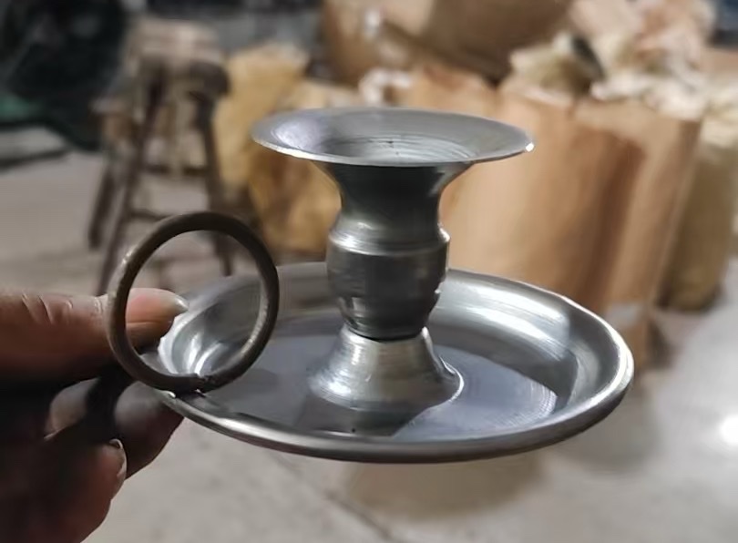 铁艺烛台，出口商品，精致的烤膝，古典的风格，一箱288个，居家日用品，软装设计，可以做不同颜色，也可以定制不同类型