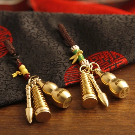 Pure copper Wenchang Pagoda, top scorer pen, Chinese-style car keychain pendant, Five Emperors' money gourd, men's and women's pendant, copper ornaments Pure copper Wenchang Pagoda, top scorer pen, Chinese-style car keychain pendant, Five Emperors' money gourd, men's and women's pendant, copper ornaments