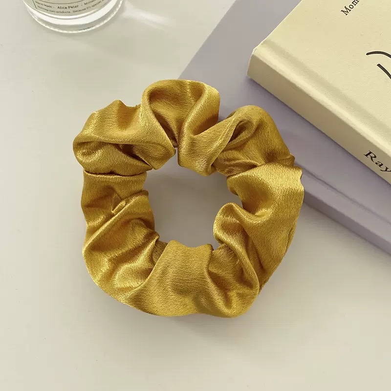 Wholesale of cross-border satin solid-color pig intestine hair bands, French simple ponytail hair ties, and popular leather band hair accessories detail image 3