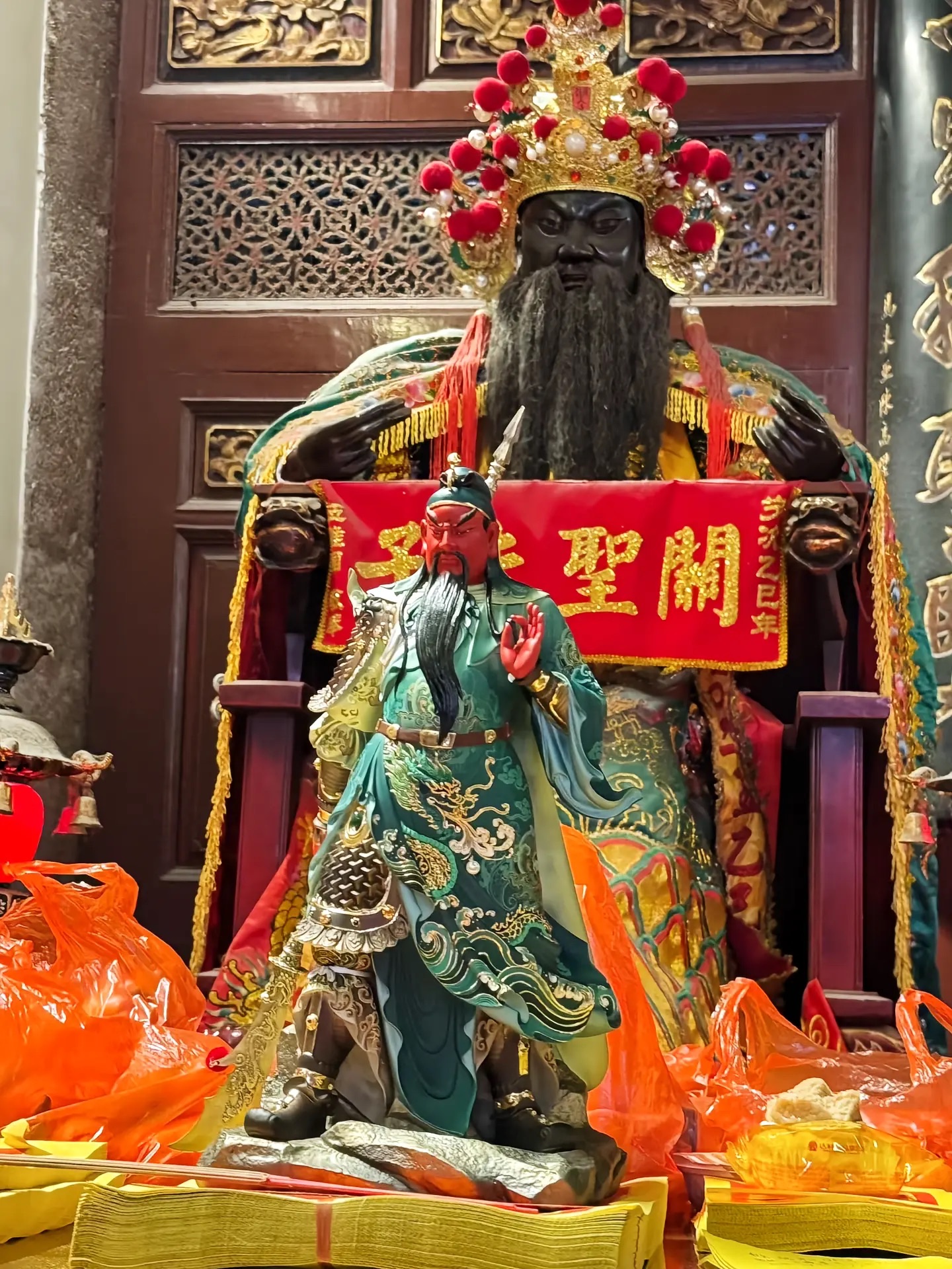 义乌普觉佛教工艺品厂 
关二爷 关公 佛像关公像白底实物图