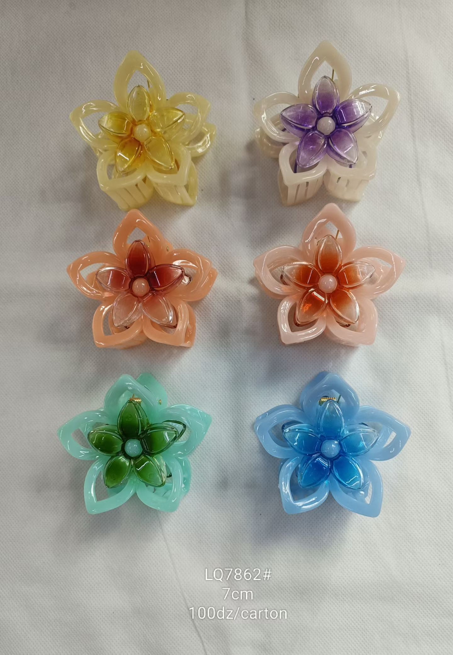 Adult accessories are popular: hair accessories, grippers, hair accessories and hair clips detail image 8
