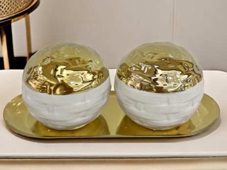 陶瓷工艺品实物图