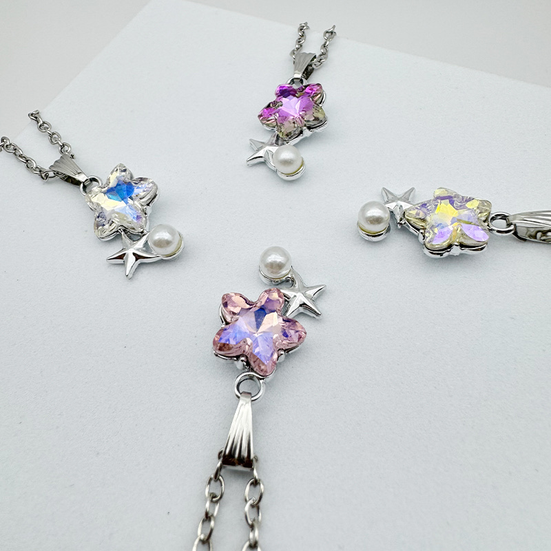 New star gradient pendant pendant accessory, women's fashion design pendant necklace, trendy accessory collarbone chain, pearl necklace Specification image
