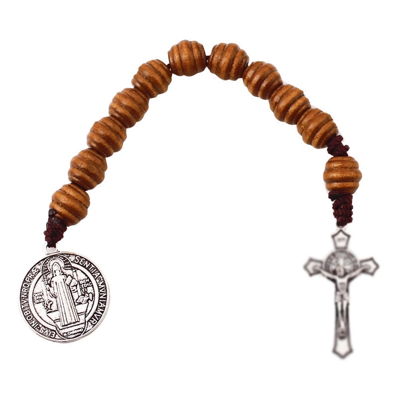 Cross-border Cross Saint Benedict alloy pendant Medal Wooden bead prayer pocket Brown Baptism Party men's and women's bracelet Application Scenario