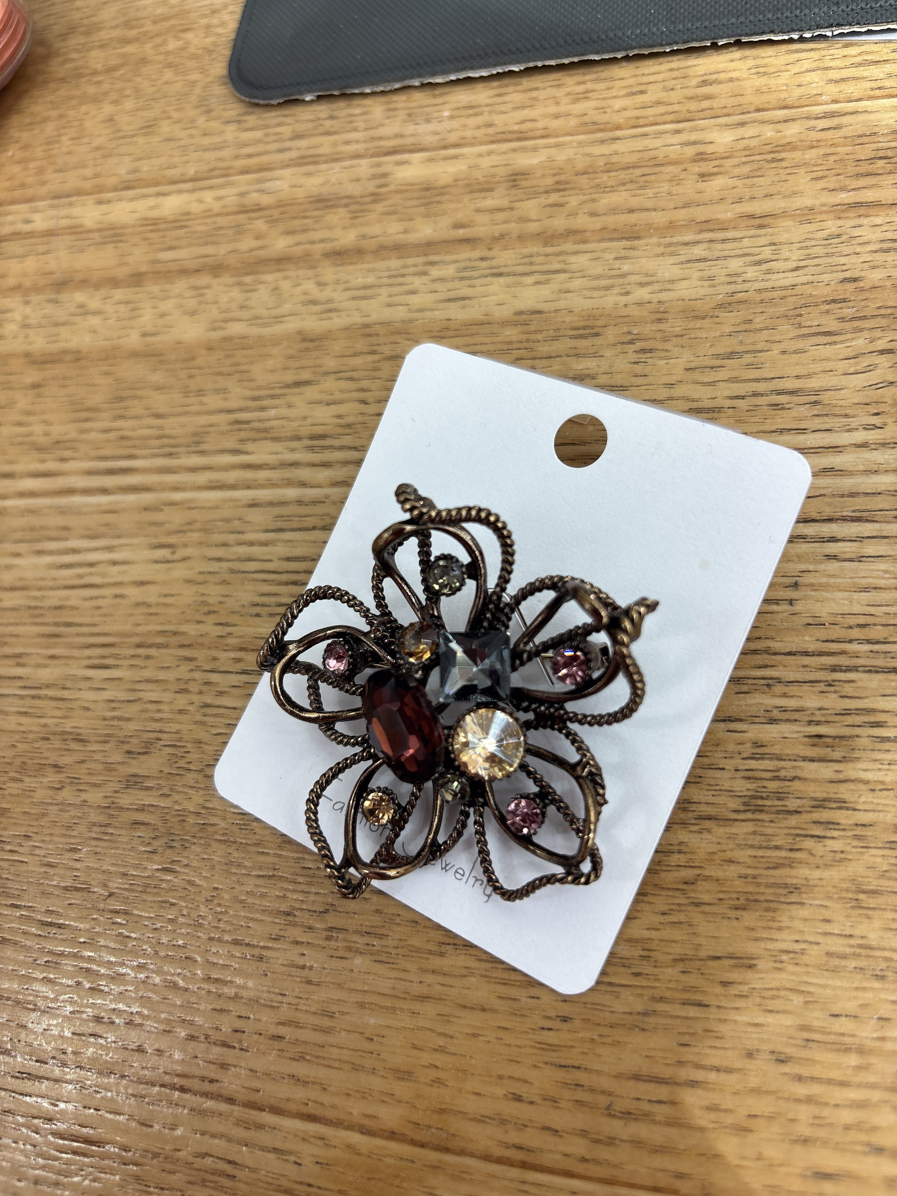 胸针银饰胸针胸针女士收腰时尚滴油徽章滴油胸针徽章胸针女士收腰时尚银饰胸针