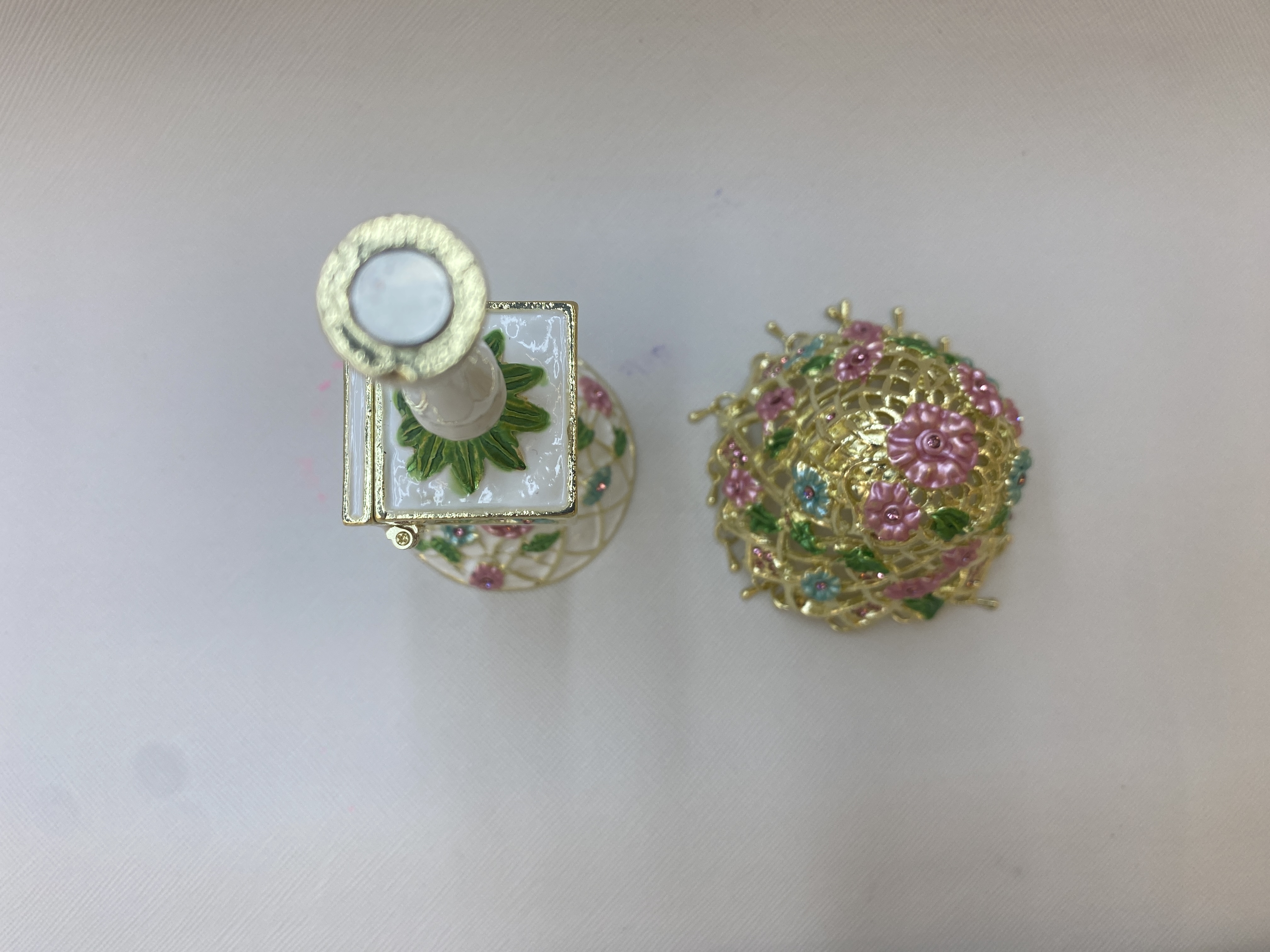 金属制品，工艺品，礼品，创意家居装饰伴手礼礼品盒礼盒婚庆伴手礼盒子细节图