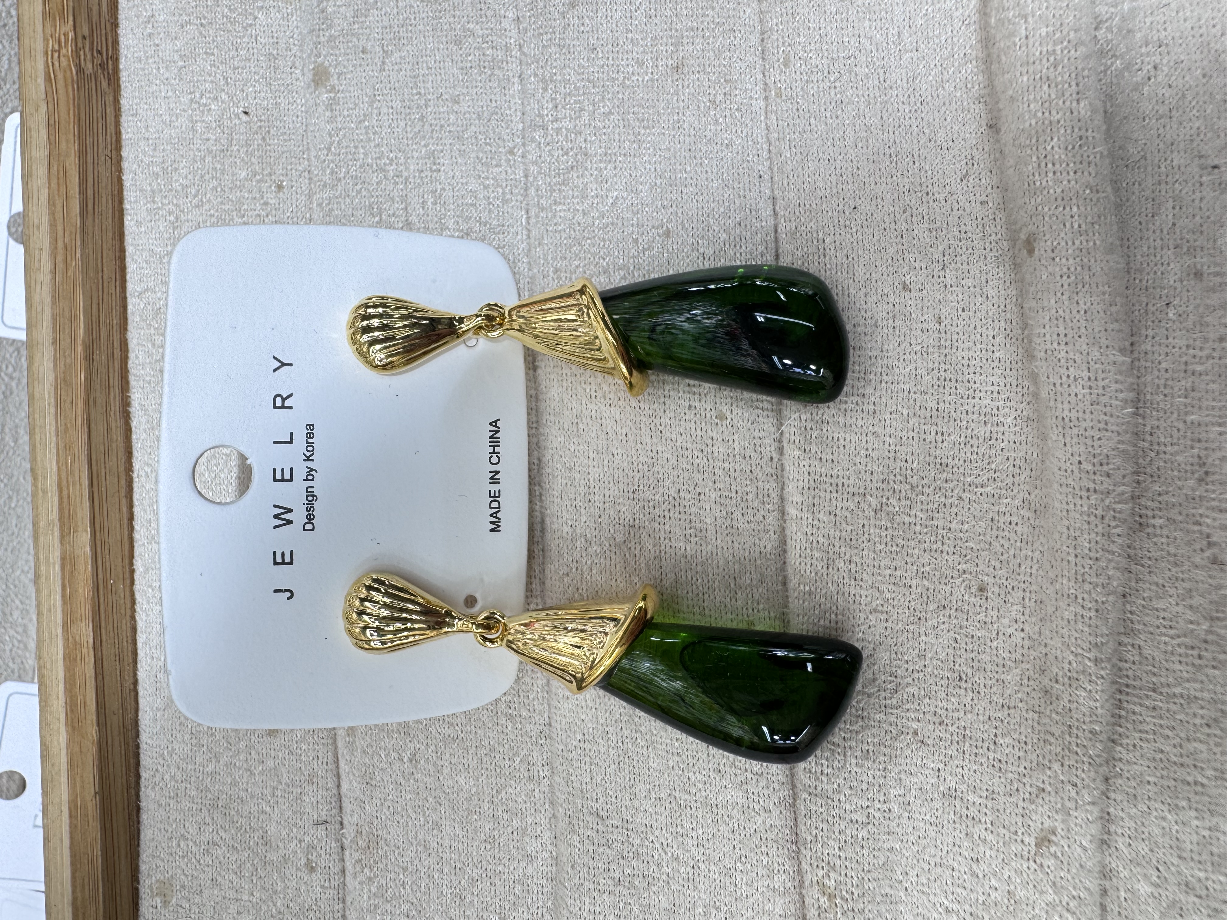 合金水滴树脂复古深绿耳环时尚百搭复古潮流颜色鲜艳造型别致炫艺饰品132