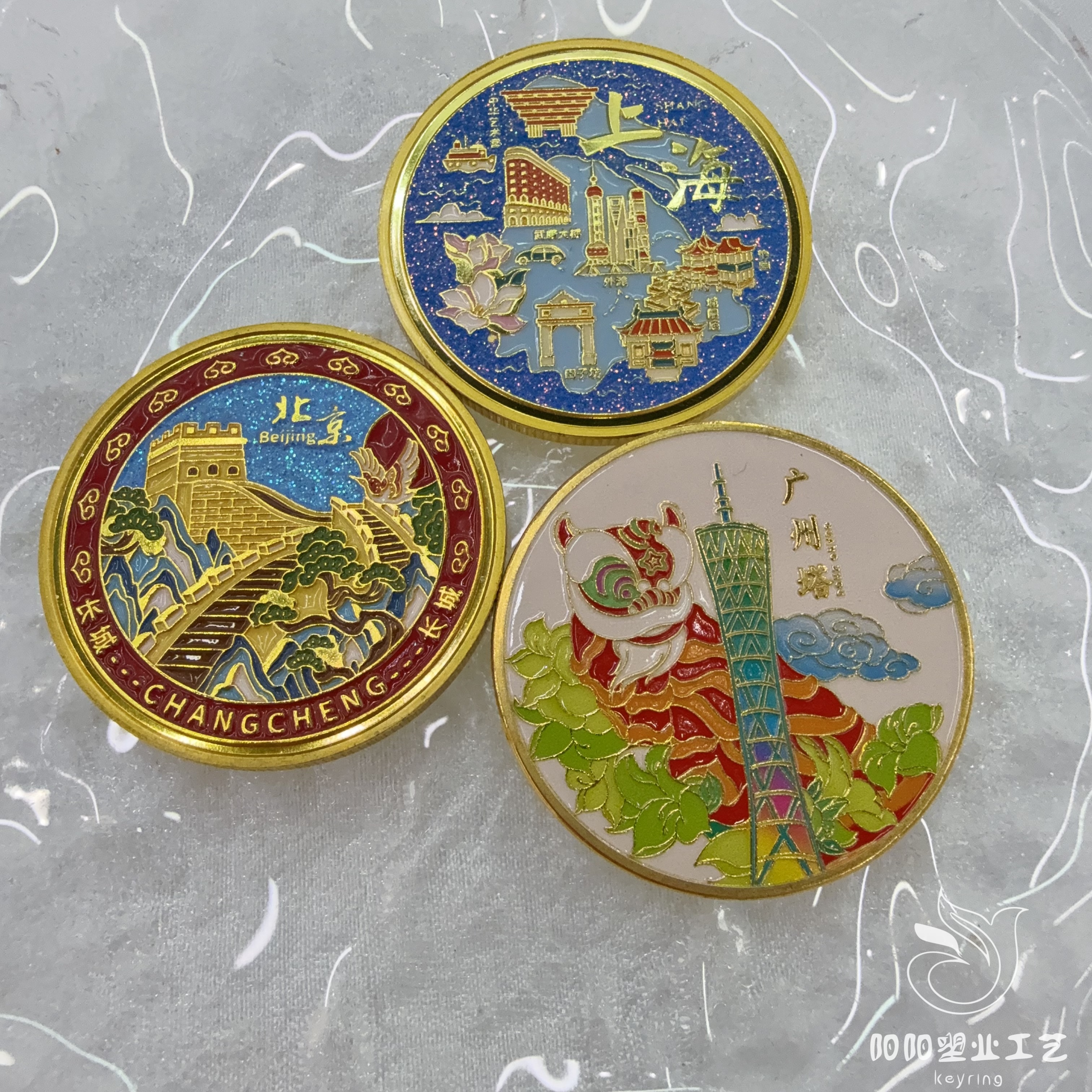 Customized scenic area commemorative gold coins, metal commemorative gold coins, company anniversary celebration customized lacquer-painted metal relief commemorative souvenirs, creative souvenirs, government conference gifts, business souvenirs details Picture