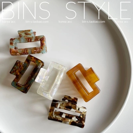Korean imported chic French simple and casual style small square brown ink-wash tortoiseshell hair gripper half hair clip hair accessory hair clip gripper Korean imported chic French simple and casual style small square brown ink-wash tortoiseshell hair gripper half hair clip hair accessory hair clip gripper
