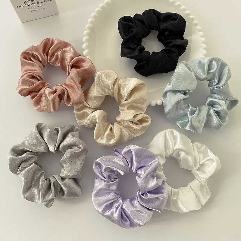 Wholesale of cross-border satin solid-color pig intestine hair bands, French simple ponytail hair ties, and popular leather band hair accessories detail image 7