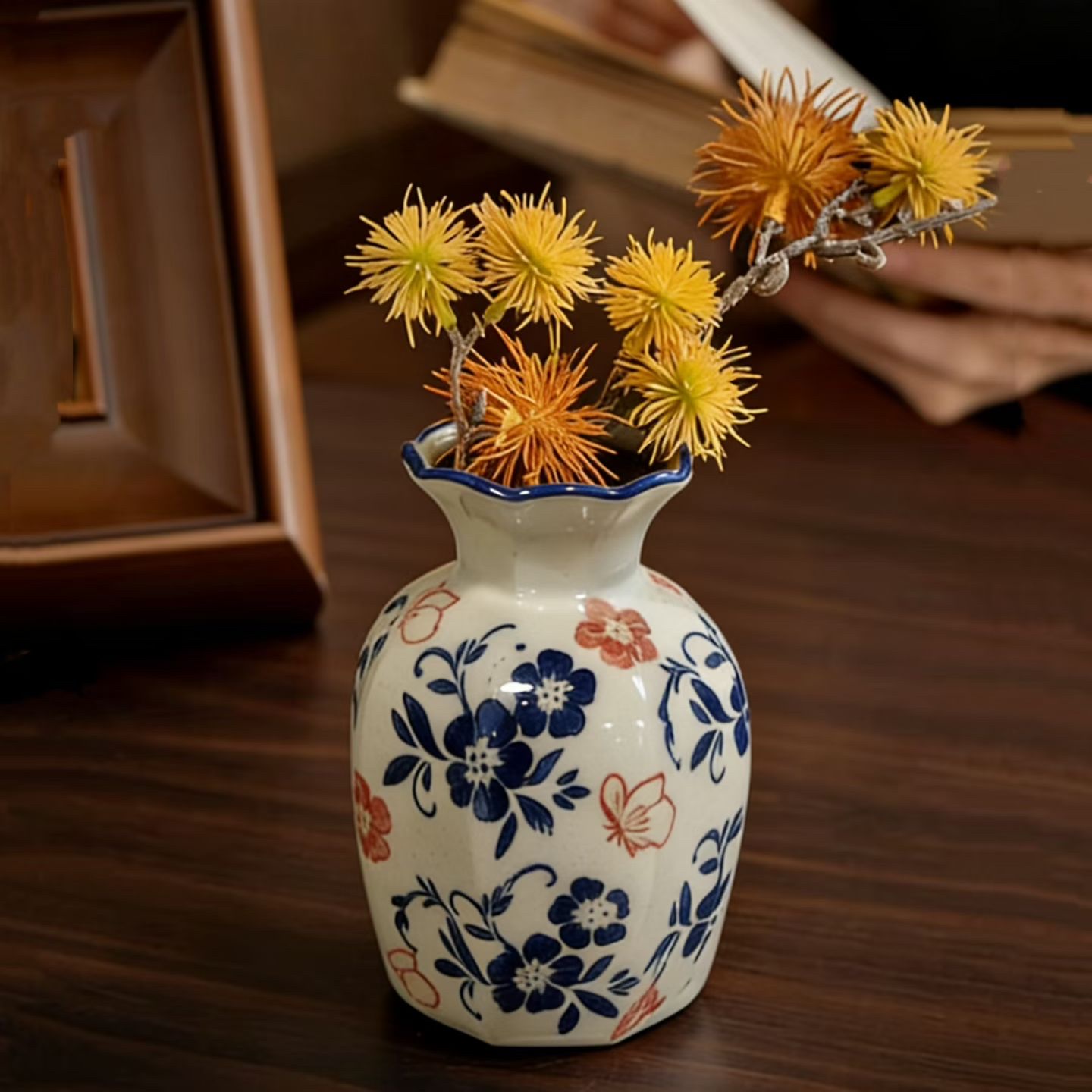 工艺品花盆花瓶多用型，既可以当花瓶摆件也可以家庭使用白底实物图