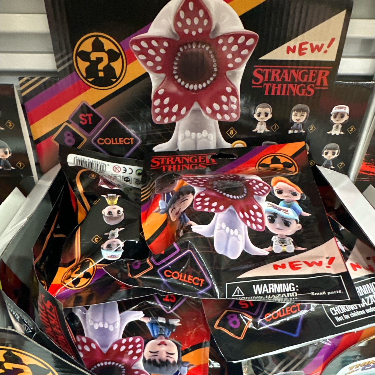 Stranger Things Blind box collectible plush toys, Q-board figurines Specification image