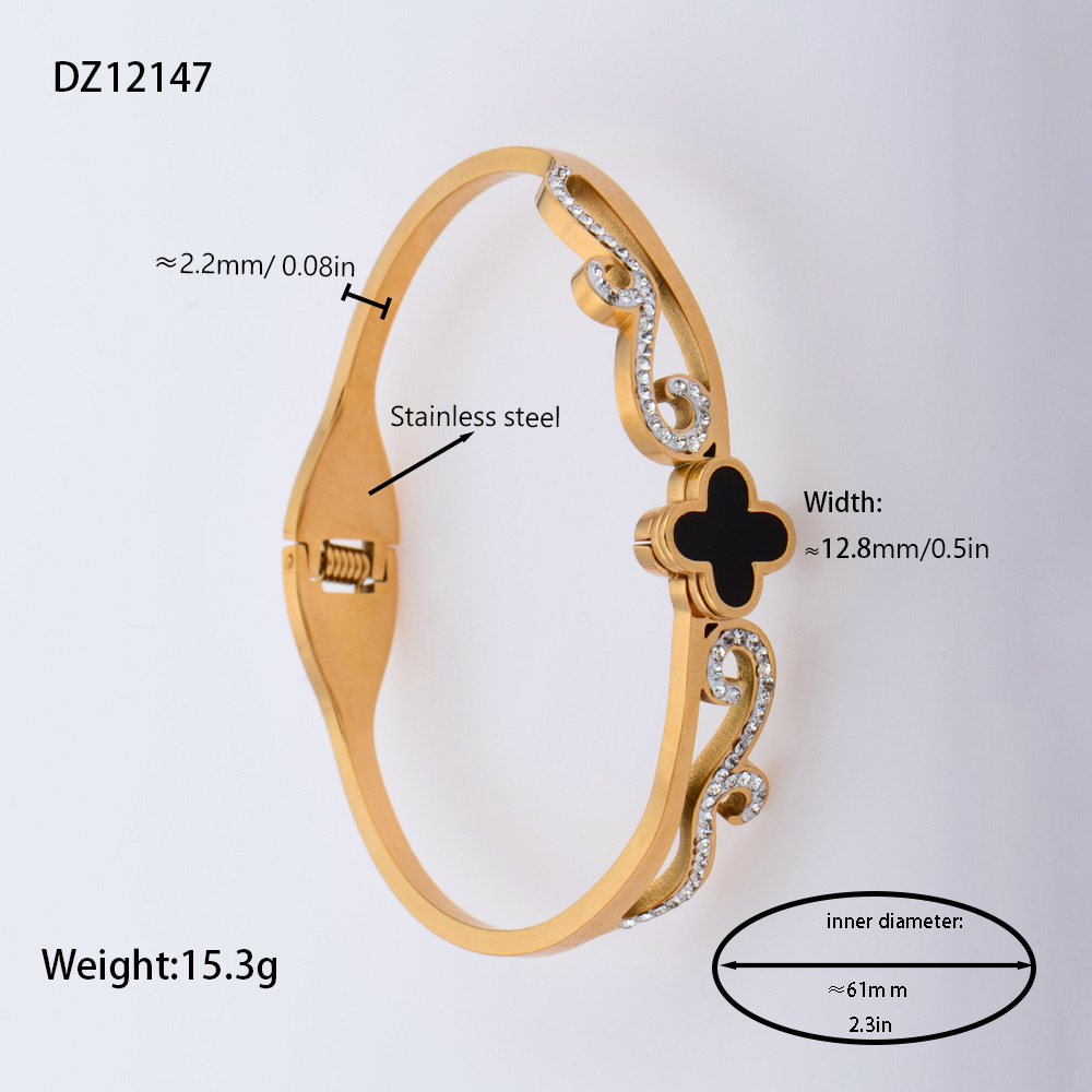 Factory direct supply of stainless steel gold-plated bracelet, red enamel four-leaf clover series diamond-encrusted hollow titanium steel bracelet jewelry detail image 19