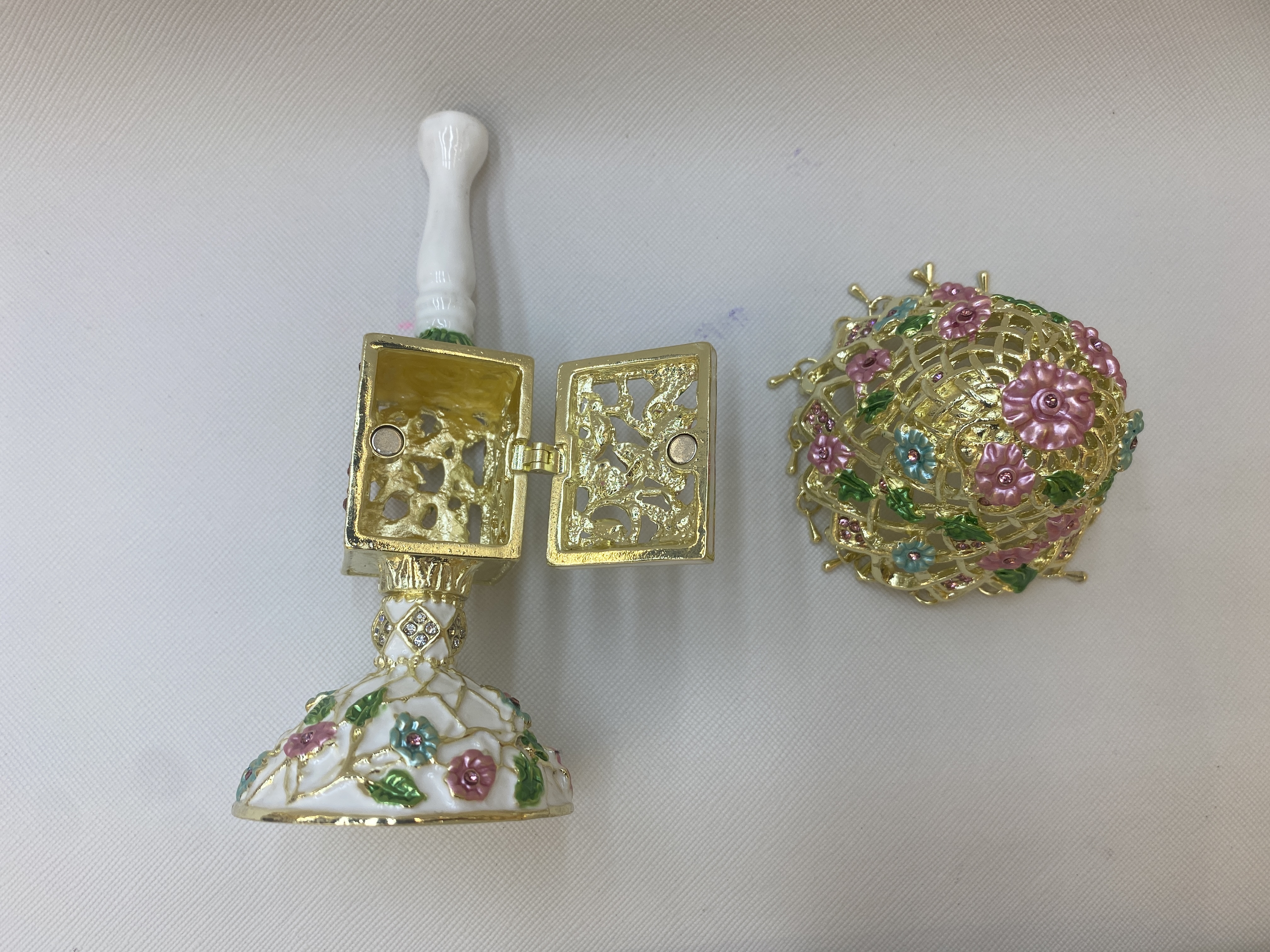 金属制品，工艺品，礼品，创意家居装饰伴手礼礼品盒礼盒婚庆伴手礼盒子产品图