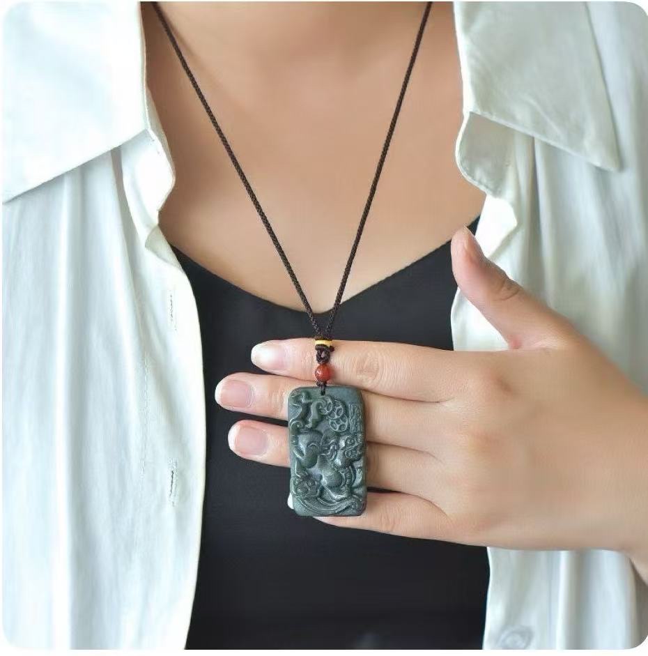 Hetian jade green jade PI Xiu pendant for men and women, couple necklace, jade pendant, jade pendant Item Picture