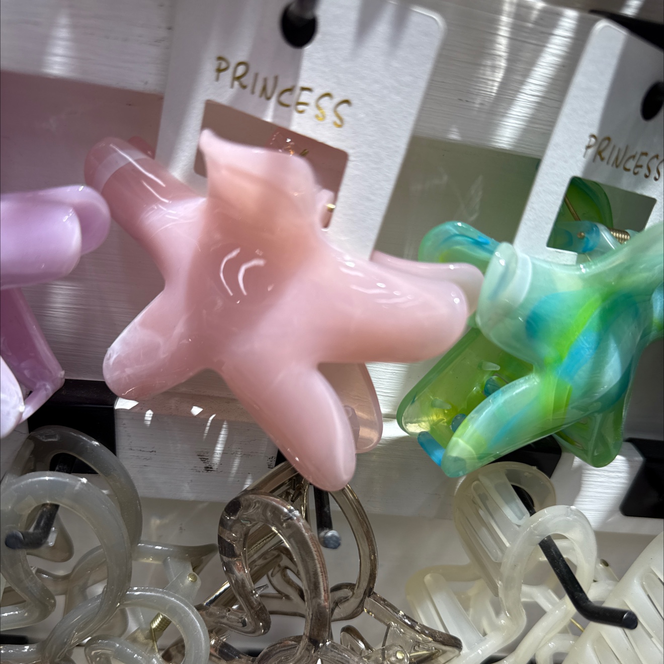 Korean-style color-blocking grab clips, updo shark clips, retro marble-patterned star hair clips, five-pointed star hair accessories... Hair clips and hair accessories details Picture