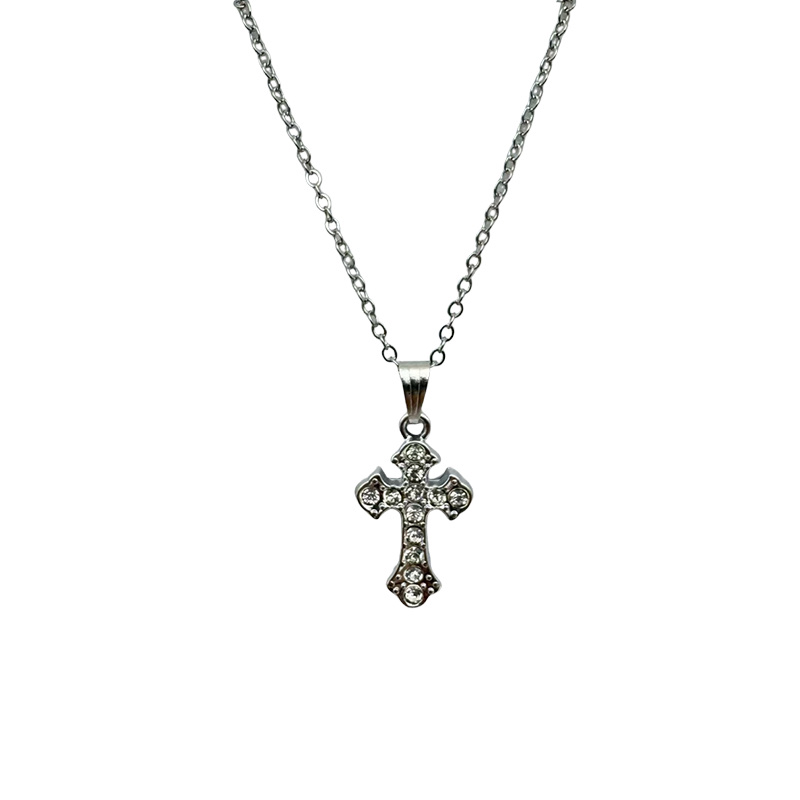 Simple and individual cross necklace, fashionable and creative new style, unisex trendy clothing chain accessory Cross necklace Application Scenario