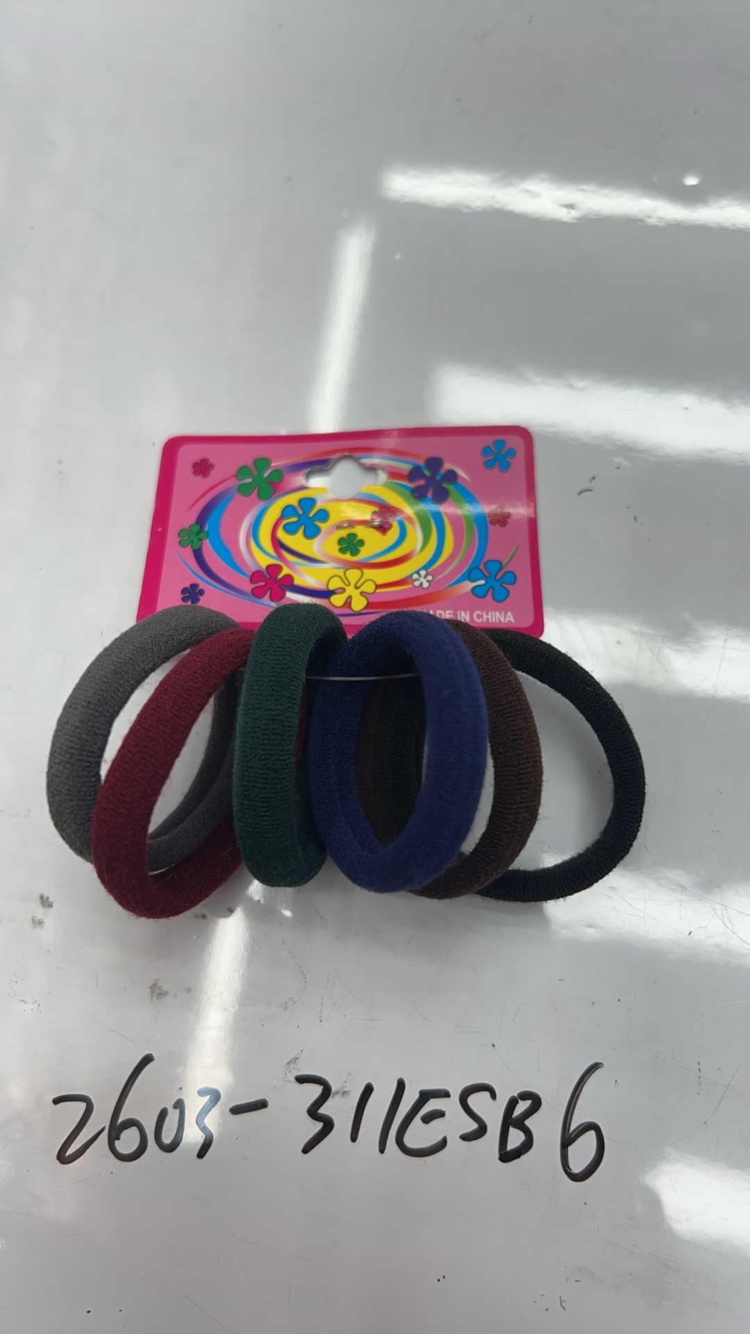 皮筋，儿童夹子，弹性好，颜色鲜艳，品种齐全，