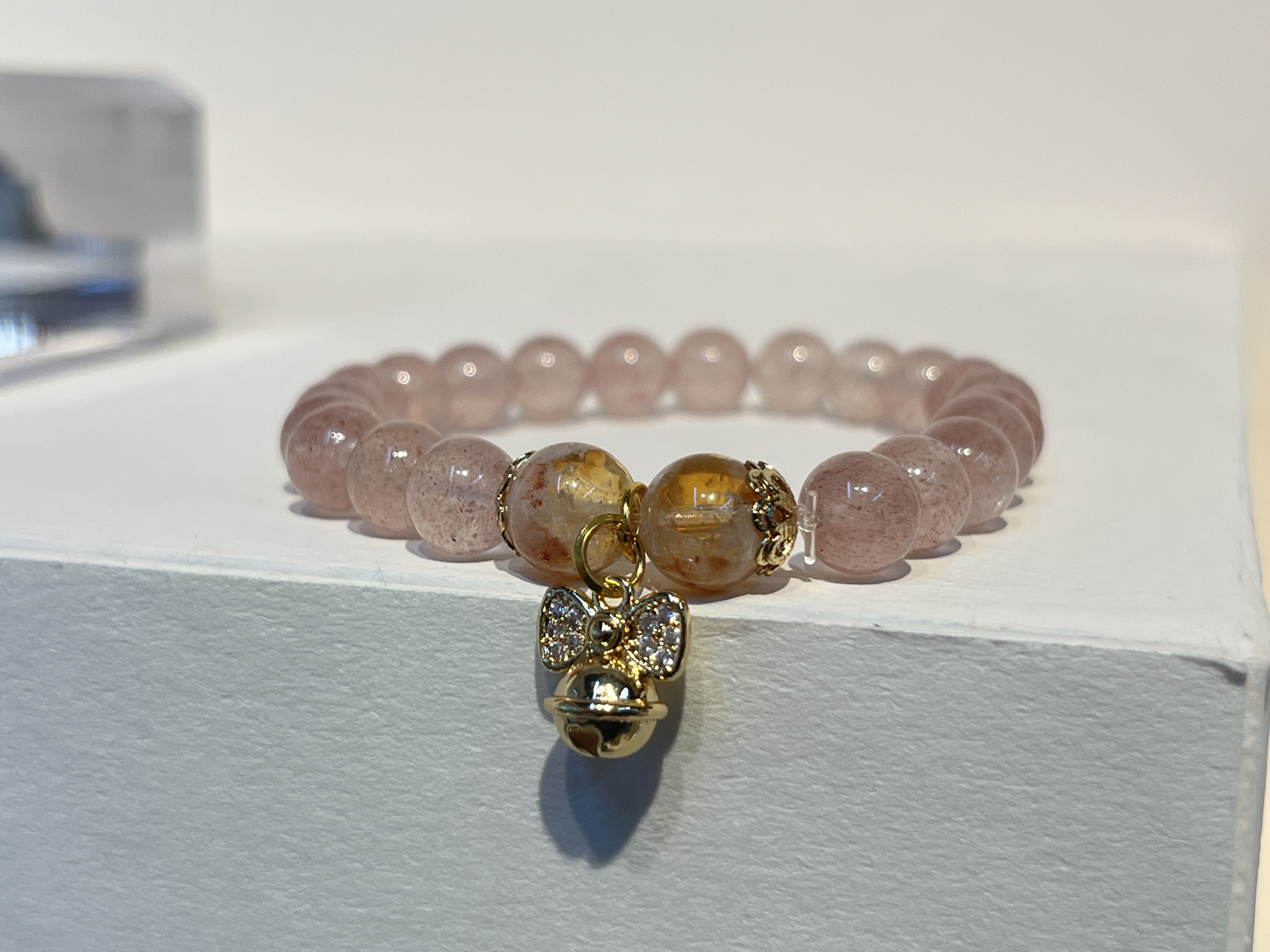 定制天然草莓晶水晶手串女生小众手链精致首饰氛围感配饰批发