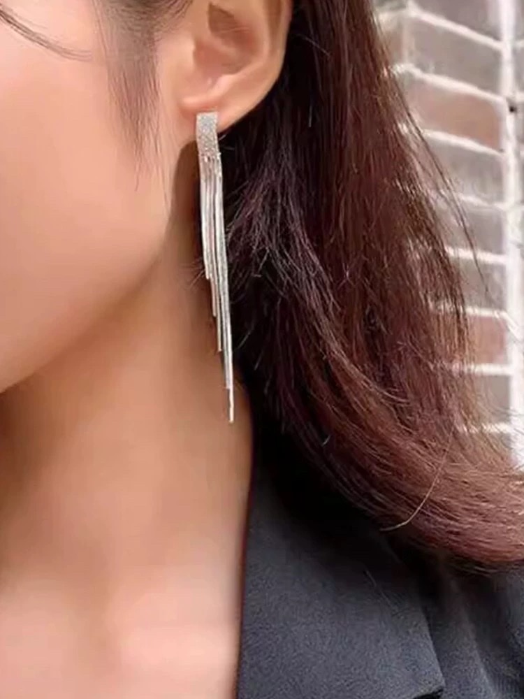 High-end French retro long tassel 925 silver stud earrings for women, light luxury metal earrings, elegant 2026 new style earrings and stud accessories details Picture