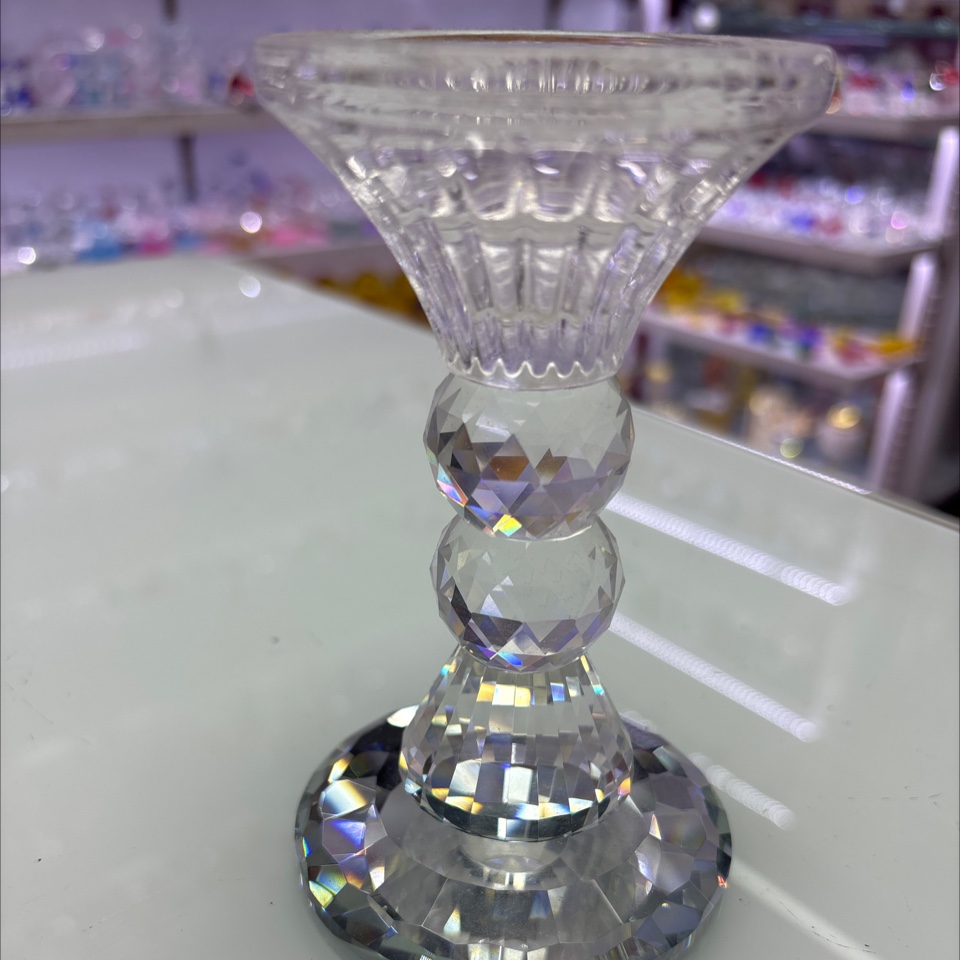 ，都会被这团水晶裹住的暖光，酿成值得收藏的慢镜头