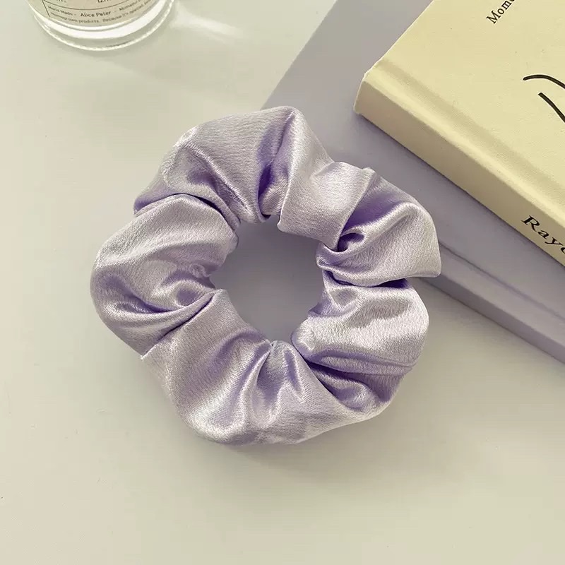 Wholesale of cross-border satin solid-color pig intestine hair bands, French simple ponytail hair ties, and popular leather band hair accessories detail image 4