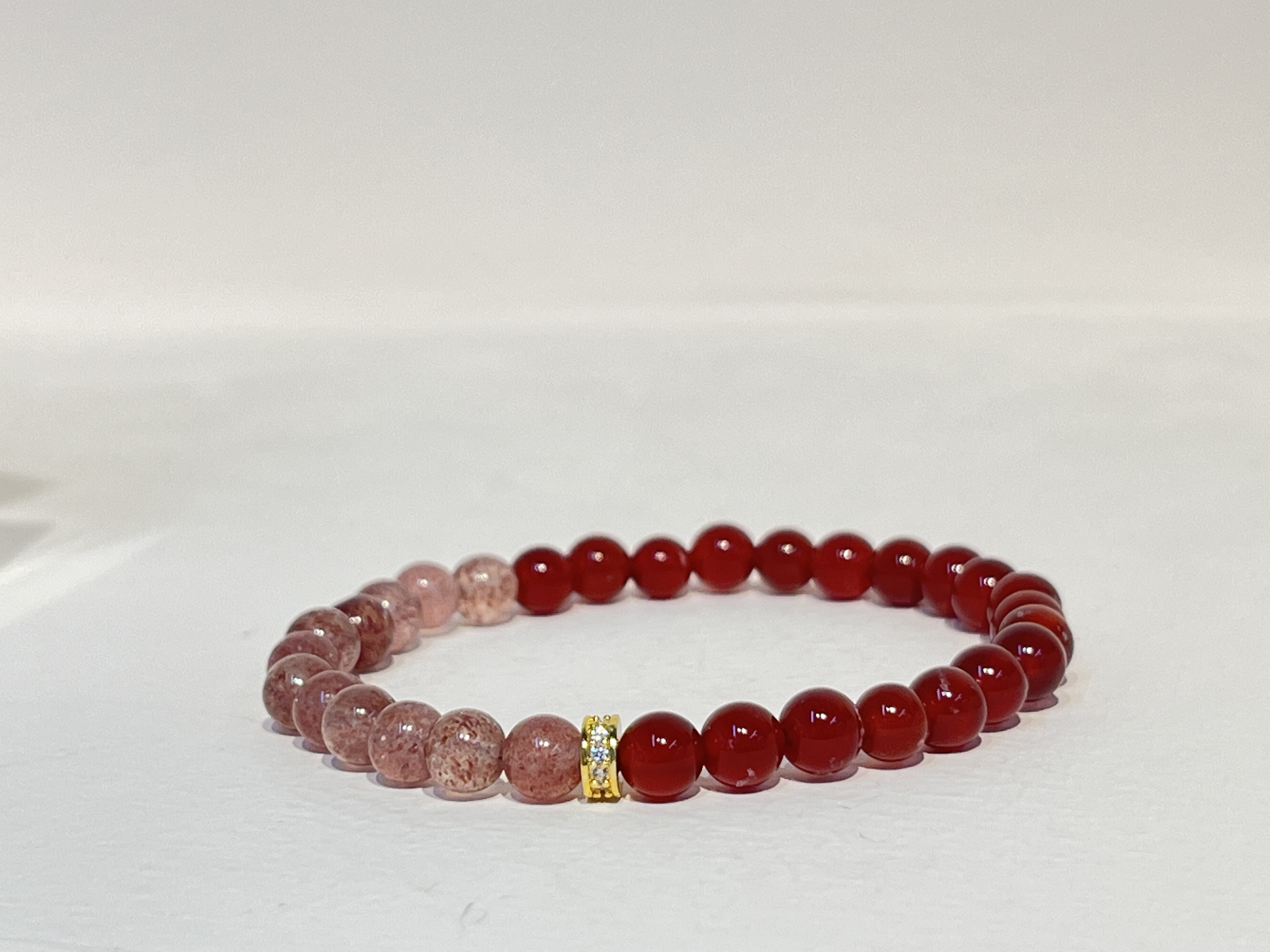 批发天然草莓晶手串红玛瑙手链小众设计氛围感首饰女生送礼礼品礼物定制