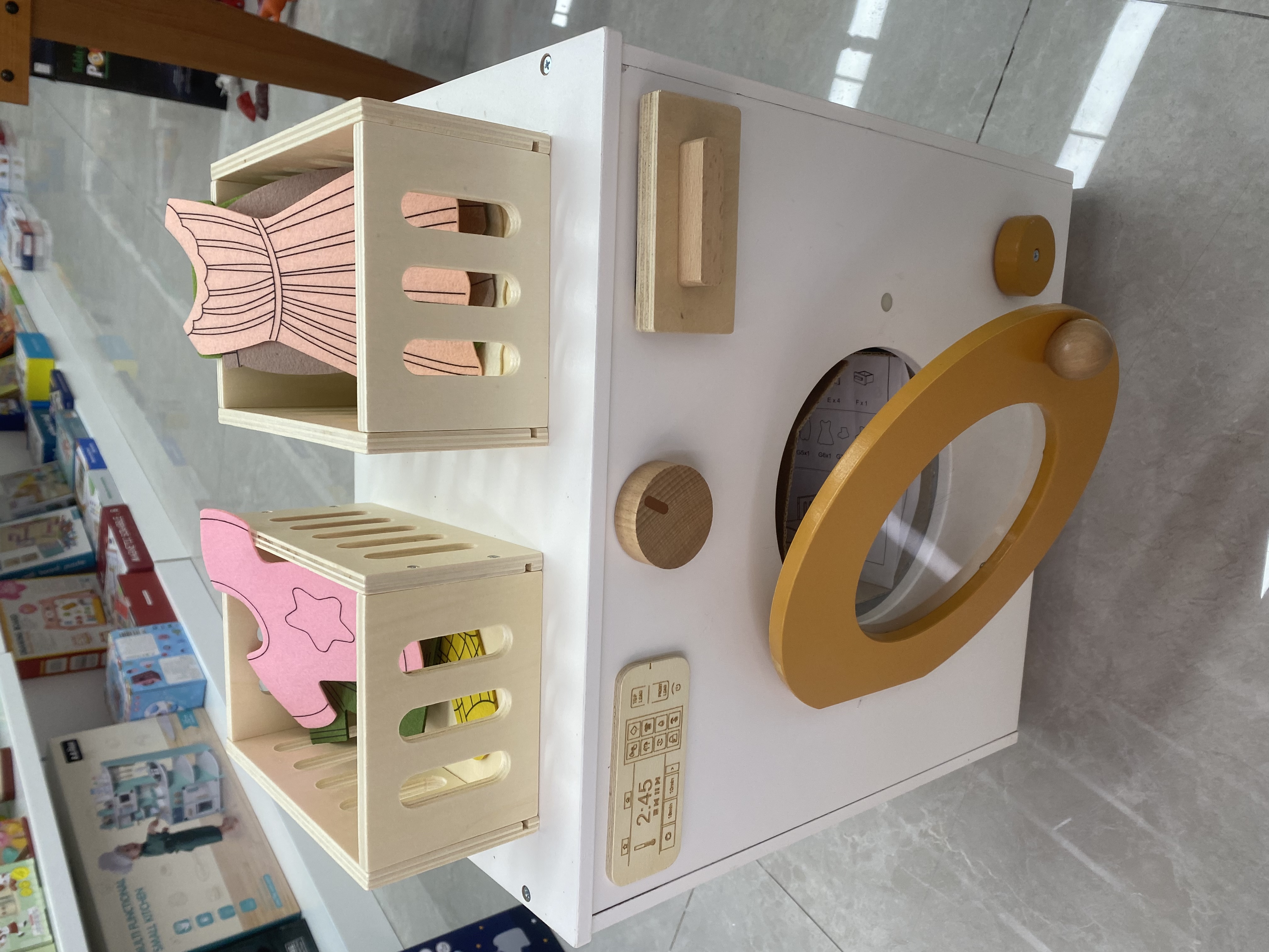 派对服装真能煮饭玩具木质玩具厨柜芭比娃娃潮流玩具木质玩具厨柜