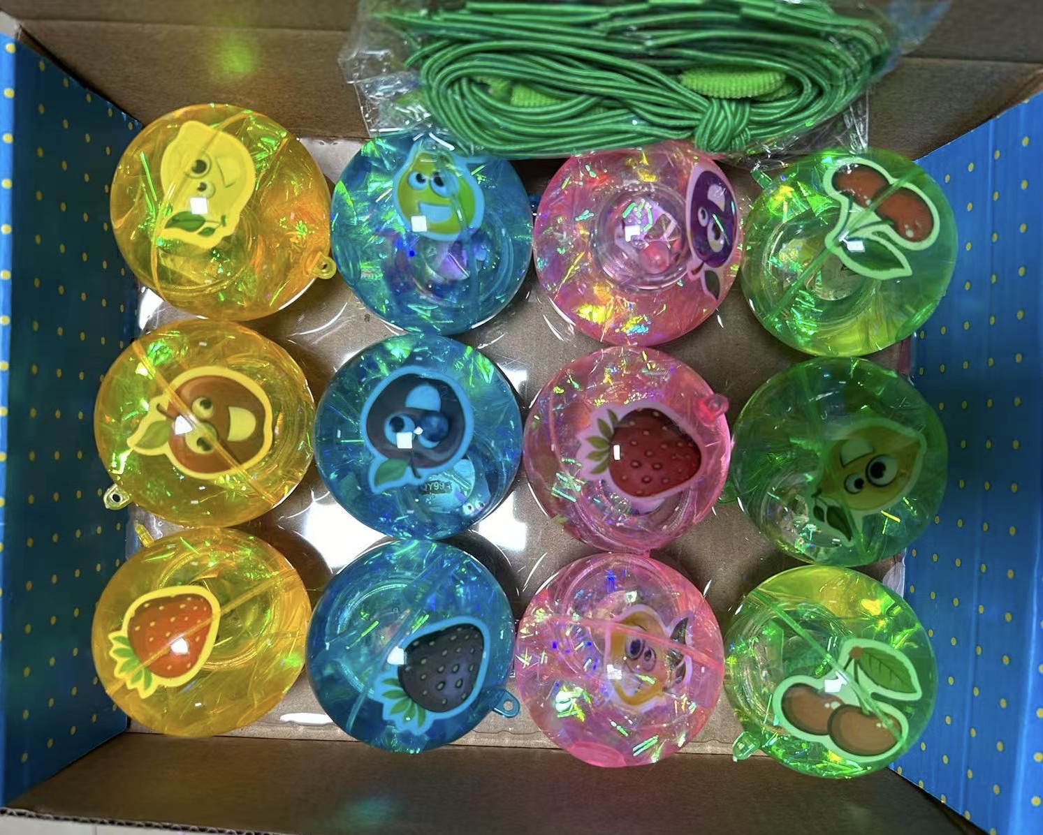 发光玩具/孙悟空帽/摆摊/夜市玩具/地摊发光玩具白底实物图