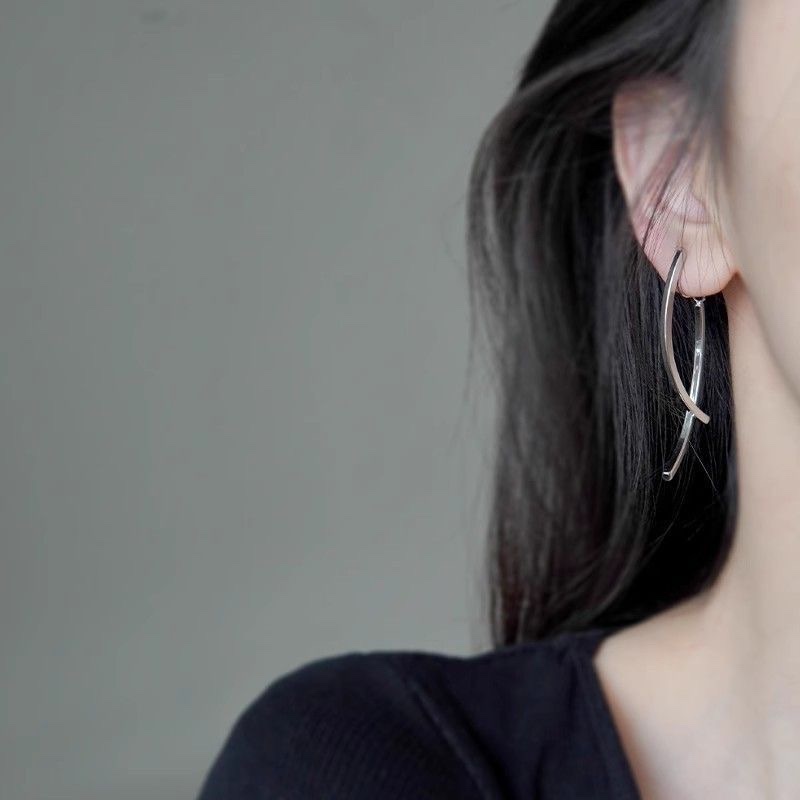 s925 sterling silver needle cross-shaped unique earrings, a new 2025 Korean-style, trendy, niche design, high-end earrings detail image 1