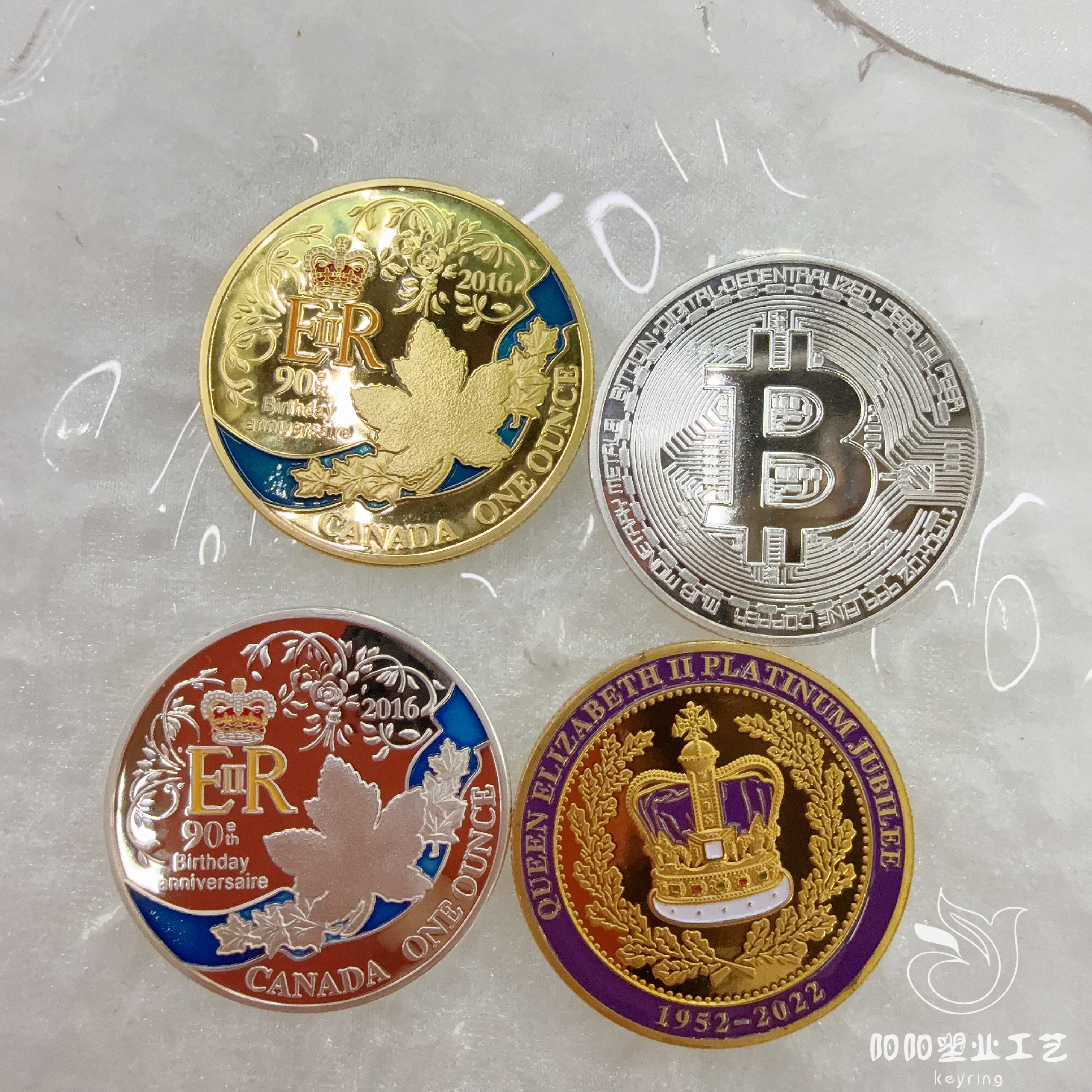 Customized cultural and creative museum badges, gold and silver coins, enterprise anniversary souvenirs, commemorative coins, travel commemorative cards, German travel souvenirs, World Cup details Picture