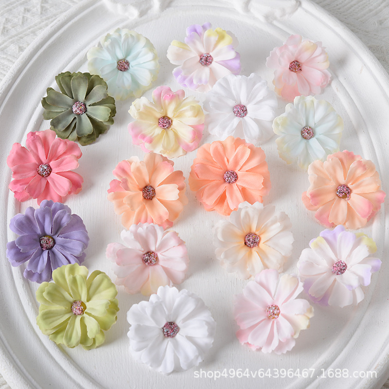 Artificial flowers, small flower hairpins, artificial flower heads, small daisies, French wild chrysanthemums, Hanfu headwear, straw hats, artificial flowers, small artificial flowers
