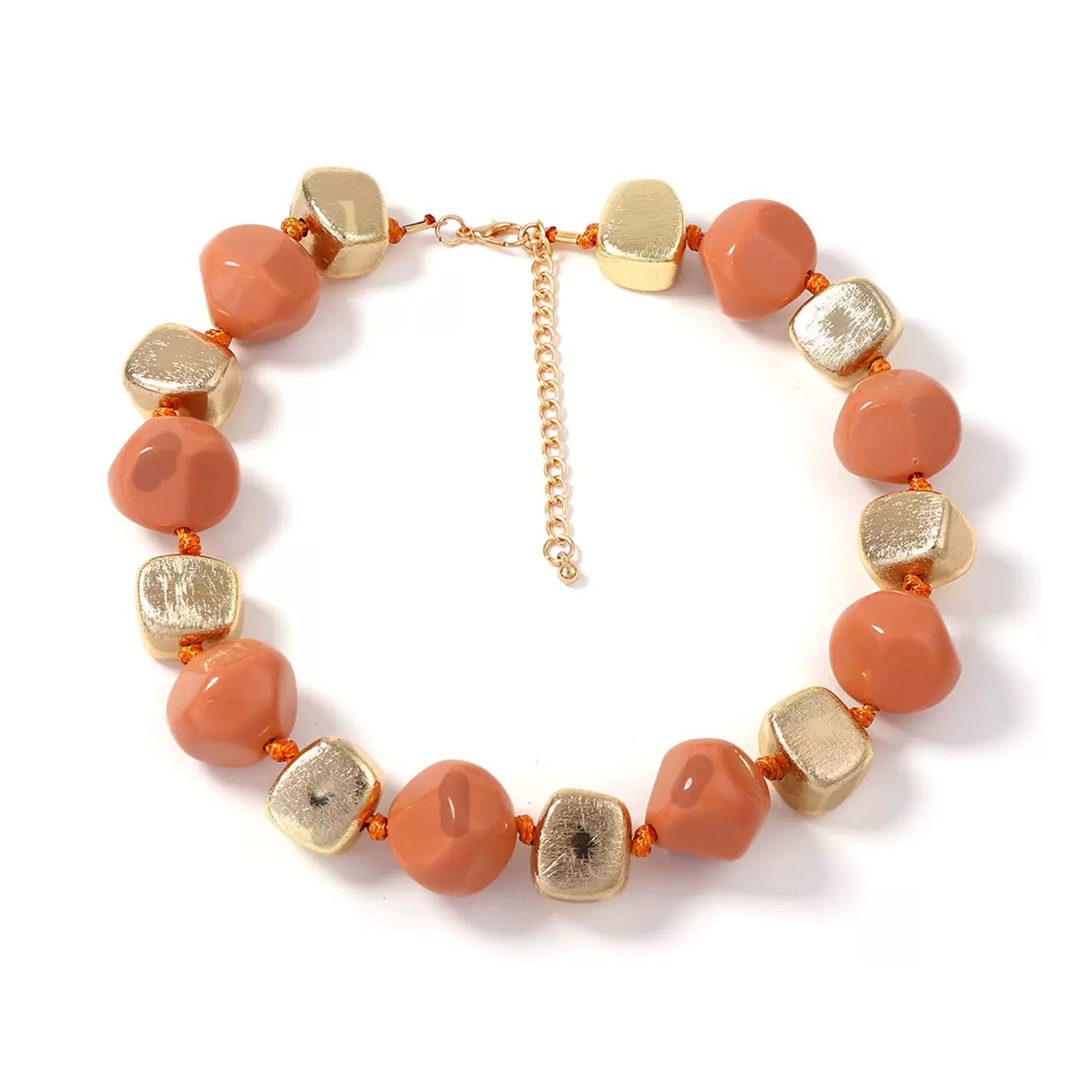 A new cross-border fashion exaggerated beaded necklace from Europe and America, made of Maillard resin, versatile geometric shape, handcrafted for women detail image 6