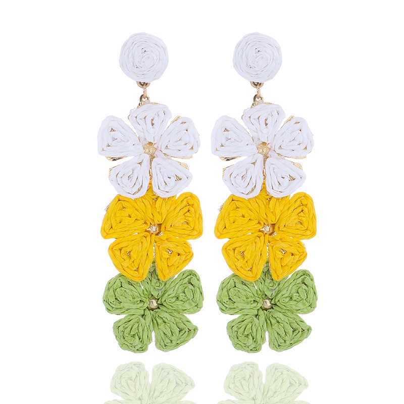Amazon cross-border Bohemian-style, elegant multi-layered flower earrings, hand-woven raffia personalized earrings and accessories detail image 4