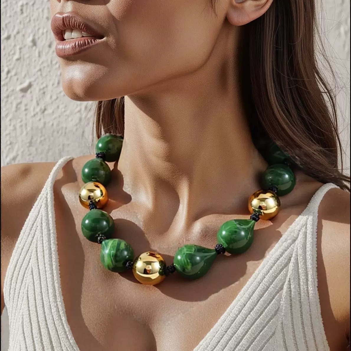 Exaggerated punk color-blocking necklace from Europe and America, hip-hop trend resin acrylic beaded geometric round balls detail image 4